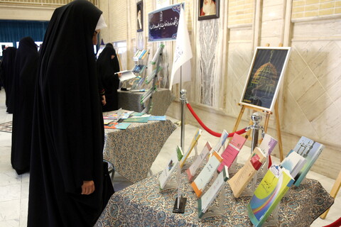 تصاویر/ مراسم آغاز سال تحصیلی جامعة الزهرا (س) و حوزه علمیه خواهران