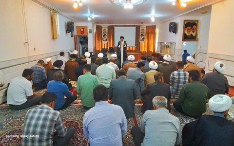 تصاویر/ نشست هم اندیشی ائمه جمعه منطقه کاشان و مسئولین رسانه دفاتر ائمه جمعه