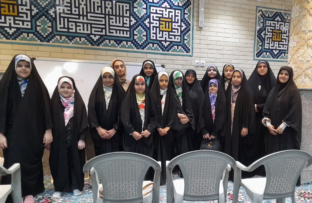 فرهنگ‌سرای خانواده کاشان پیشتاز در توانمندسازی نوجوانان+عکس