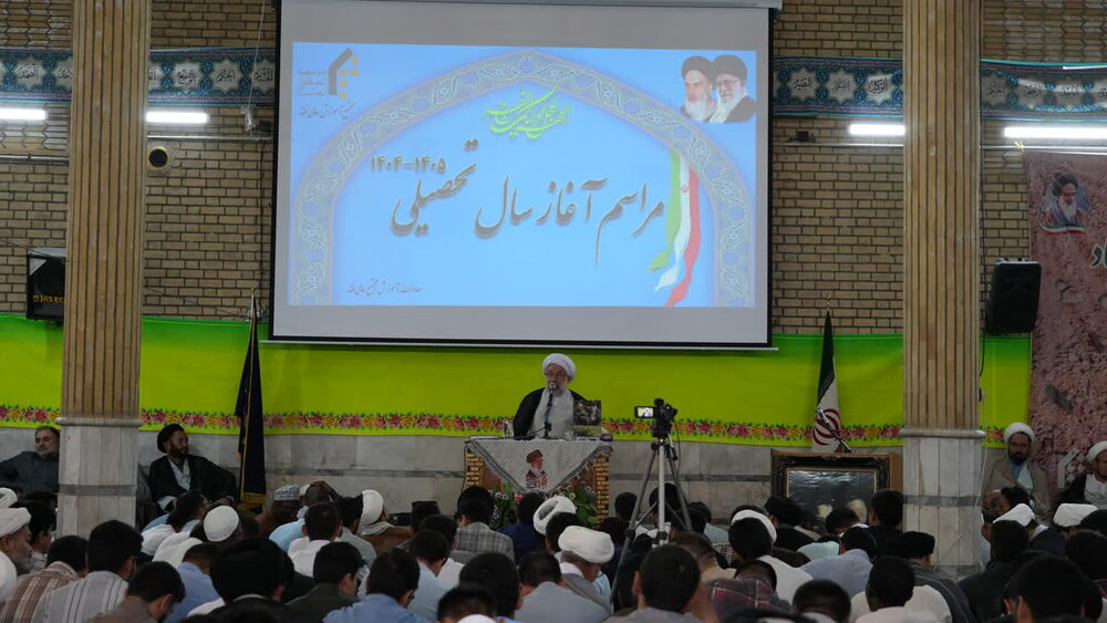 تنها ایمان عالمانه و عقلانی در اسلام معتبر است