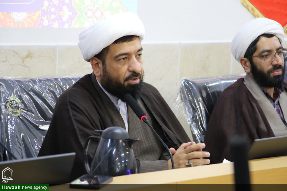 قرآن و اخلاق، اولویت فعالیت‌های تهذیبی مدارس باشد