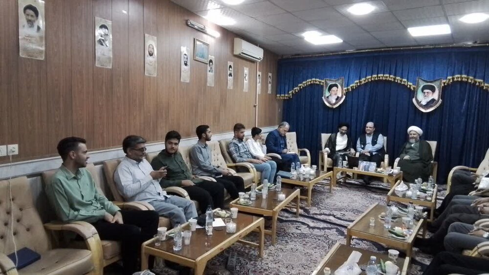 گردهمایی ائمه جمعه منطقه کاشان در آران‌ و بیدگل برگزار شد+ تصاویر