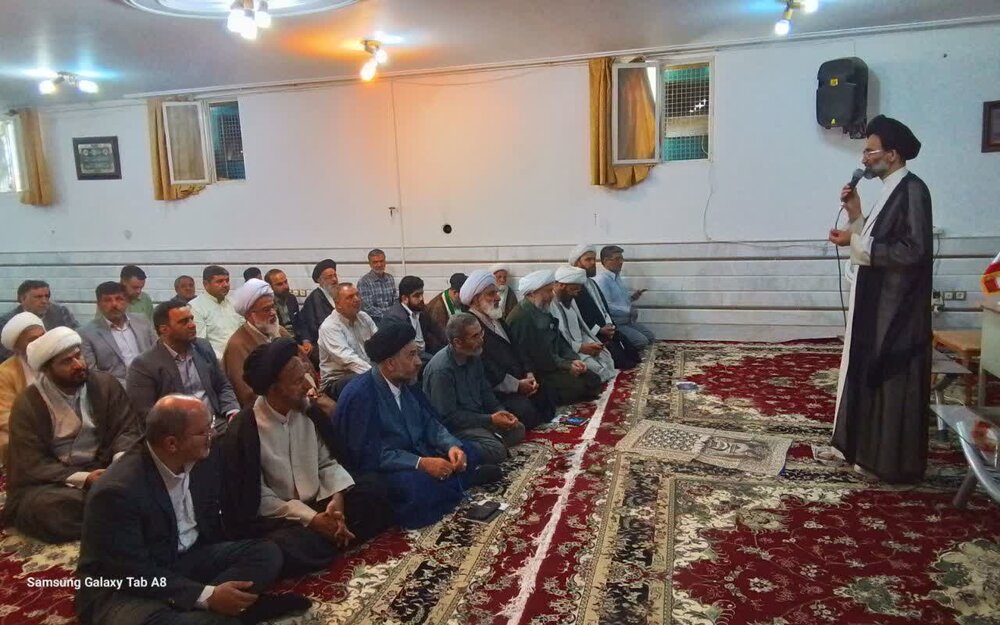 گردهمایی ائمه جمعه منطقه کاشان در آران‌ و بیدگل برگزار شد