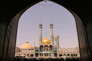Imágenes / El ambiente del Santuario de Dama Masuma (P) en el aniversario de la llegada de la Dama de la Generosidad a la sagrada ciudad de Qom