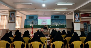 برگزاری آیین افتتاحیه طلاب جدیدالورود مدرسه علمیه حضرت زینب(س) یزد با شعار «حرکت در مسیر تعالی»