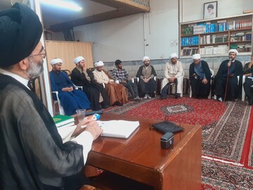 نخبگان باید برای کشور مؤثر باشند