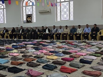 ۷۰۰بسته نوشت‌افزار در قالب پویش "مهر علوی در آران و بیدگل توزیع شد