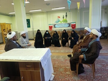 تصاویر/ نشست مبلغین و مبلغات امین شهرستان نطنز