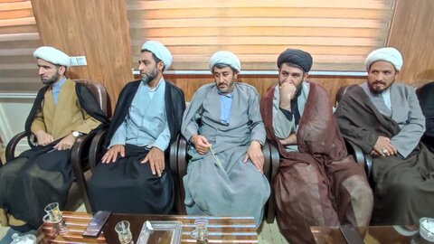 تصاویر نشست هم اندیشی جمعی از روحانیون الیگودرز با موضوع تأسیس مراکز نیکوکاری در مساجد ‌‌‌‌‌‌‌‌‌‌‌‌‌‌‌‌‌‌‌