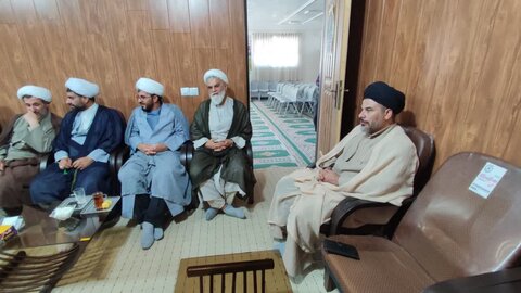 تصاویر نشست هم اندیشی جمعی از روحانیون الیگودرز با موضوع تأسیس مراکز نیکوکاری در مساجد ‌‌‌‌‌‌‌‌‌‌‌‌‌‌‌‌‌‌‌
