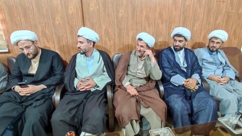 تصاویر نشست هم اندیشی جمعی از روحانیون الیگودرز با موضوع تأسیس مراکز نیکوکاری در مساجد ‌‌‌‌‌‌‌‌‌‌‌‌‌‌‌‌‌‌‌