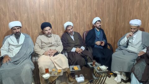 تصاویر نشست هم اندیشی جمعی از روحانیون الیگودرز با موضوع تأسیس مراکز نیکوکاری در مساجد ‌‌‌‌‌‌‌‌‌‌‌‌‌‌‌‌‌‌‌