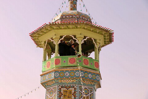 Imágenes / El ambiente del Santuario de Hazrat Masuma (P) en el aniversario de la llegada de la Dama de la Generosidad a la sagrada ciudad de Qom