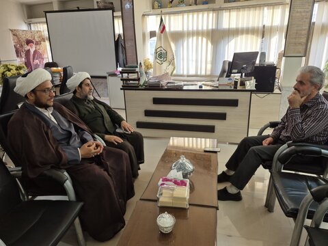 تصاویر/ دیدار مدیر و معاون تبلیغ حوزه علمیه کاشان با رییس اداره اوقاف و امور خیریه این شهرستان