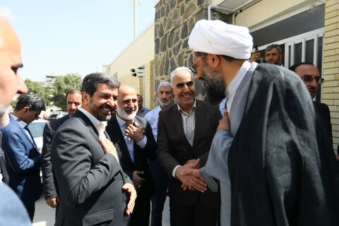 تصاویر /  افتتاح بیمارسرای مهدیه همدان با حضور استاندار همدان