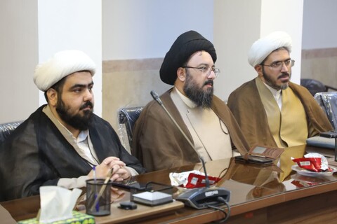 چهارمین جلسه آموزش تخصصی نحوه اداره و شرکت در حلقات شجره طیبه صالحین