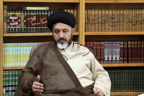 تصاویر/ دیدار هیئت رئیسه مجمع نمایندگان طلاب و فضلای حوزه علمیه قم با آیت الله اعرافی