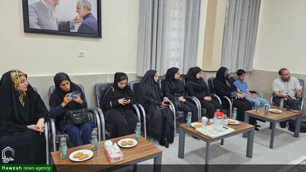 نشست صمیمی اصحاب رسانه  با امام جمعه شهرستان بندر ماهشهر