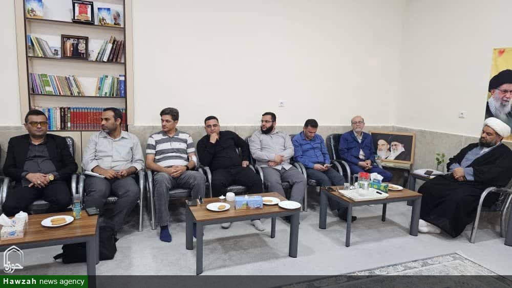 نشست صمیمی اصحاب رسانه  با امام جمعه شهرستان بندر ماهشهر