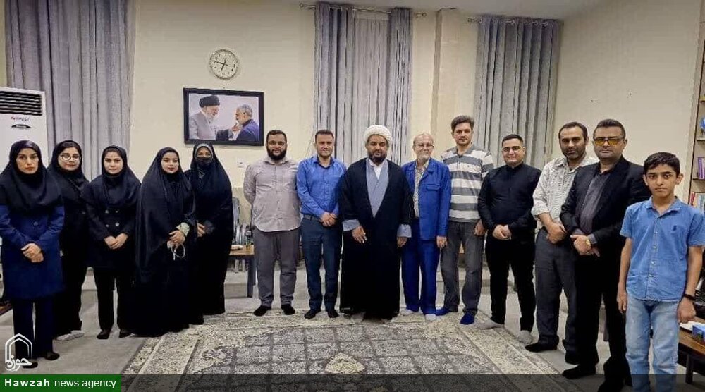 نشست صمیمی اصحاب رسانه با امام جمعه شهرستان بندر ماهشهر+ تصاویر