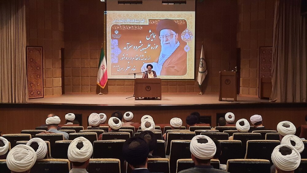 سیره علمای سلف چراغ راه امروز حوزه‌های علمیه است