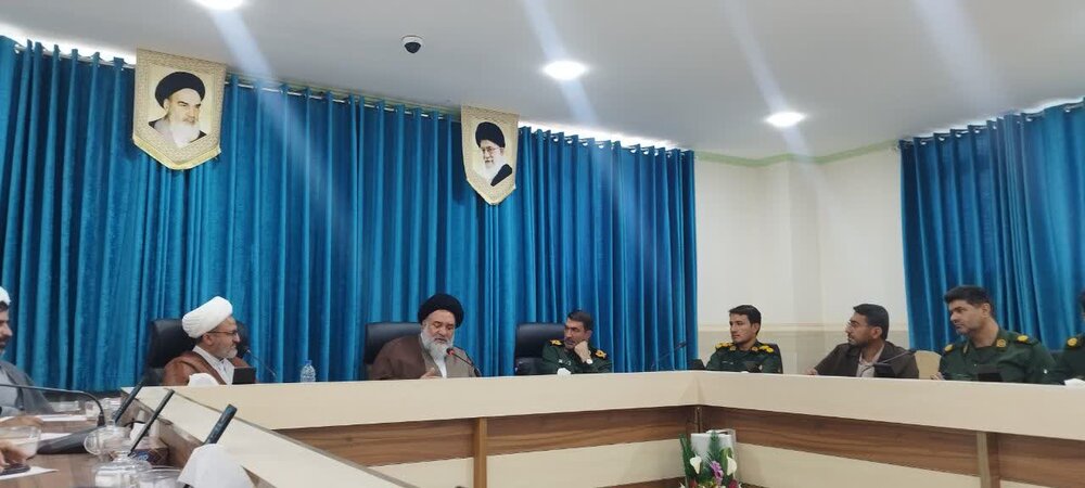 تاکید قرارگاه مساجد کهگیلویه و بویراحمد بر وحدت، جوان‌گرایی و رفع کمبود امام جماعت