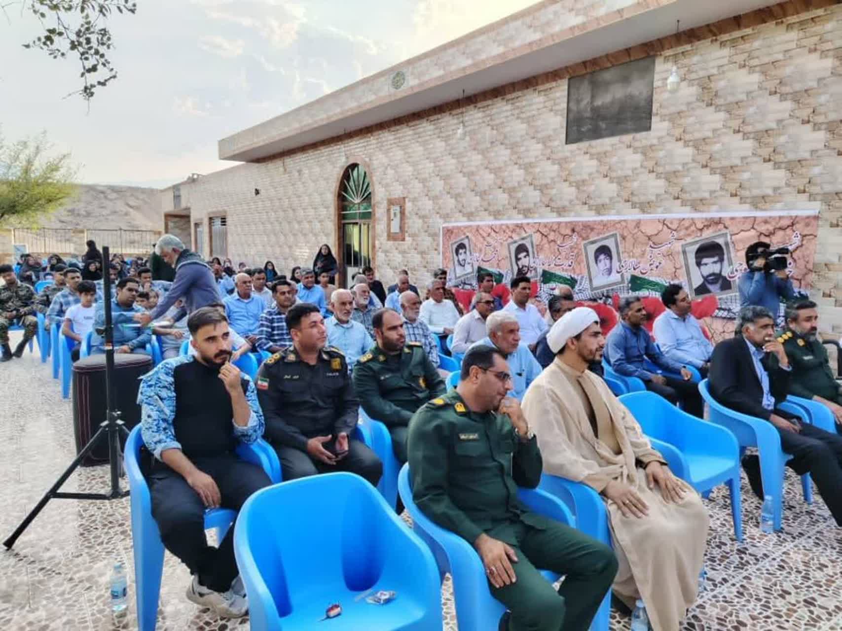 مراسم گرامیداشت شهید حاجی‌زاده در روستای رحیم‌آباد برگزار شد+عکس