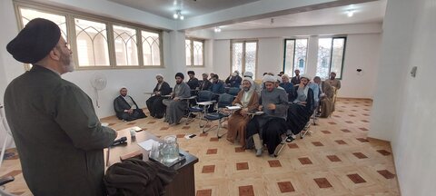برگزاری کارگروه تخصصی «حوزه علمیه پیشرو و سرآمد» در چهارمحال و بختیاری