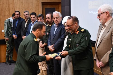 تصاویر/ اختتامیه دوره بصیرتی «یاوران ولایت» در خوی