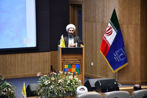 تصاویر/ اختتامیه دوره بصیرتی «یاوران ولایت» در خوی