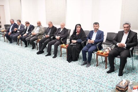 تصاویر/ دیدار رئیس و اعضای کمسیون اقتصادی مجلس با نماینده ولی فقیه در آذربایجان غربی