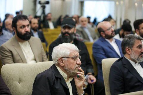 تصاویر/ برگزاری «همایش بزرگ ستایشگران آل‌الله» با حضور ۱۰۰ مداح برجسته کشور