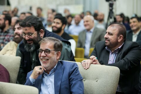 تصاویر/ برگزاری «همایش بزرگ ستایشگران آل‌الله» با حضور ۱۰۰ مداح برجسته کشور