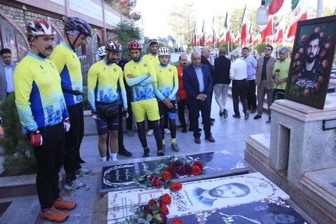 تصاویر/ تجدید میاث تیم غریب‌الغربای کاشان به مشهدالرضا(ع) بامقام شامخ سرداران و ۱۸۳۹ شهید کاشان