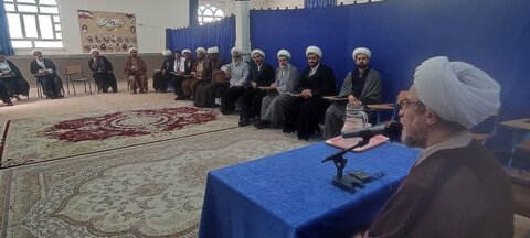 تصاویر جلسه بصیرت افزایی حوزه علمیه استان لرستان