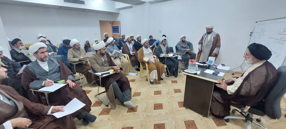 تصاویر/ برگزاری کارگروه های تخصصی «حوزه علمیه پیشرو و سرآمد» در چهارمحال و بختیاری