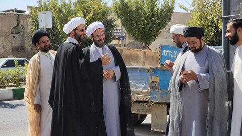 نمائندہ ولی فقیہ ہند کا قم میں مدرسہ شہید ثالث کا دورہ