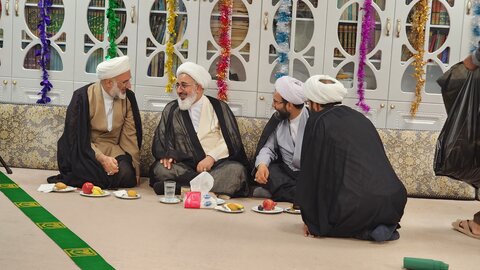 نمائندہ ولی فقیہ ہند کا قم میں مدرسہ شہید ثالث کا دورہ