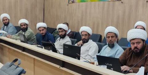 تصاویر/سومین دوره تربیت استاد درس مهارتهای پژوهشی خوزستان برگزار گردید