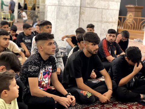 تصاویر/ اردوی زیارتی و علمی چهل نوجوان مسجدی محله حسین آباد ارومیه به قم و مشهد مقدس