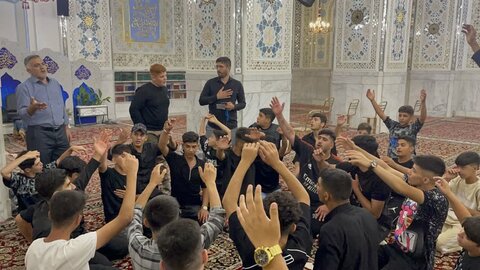 تصاویر/ اردوی زیارتی و علمی چهل نوجوان مسجدی محله حسین آباد ارومیه به قم و مشهد مقدس