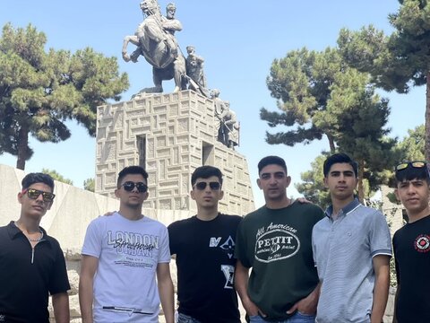 تصاویر/ اردوی زیارتی و علمی چهل نوجوان مسجدی محله حسین آباد ارومیه به قم و مشهد مقدس