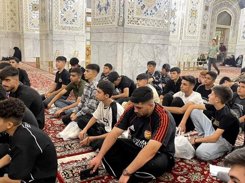 تصاویر/ اردوی زیارتی و علمی چهل نوجوان مسجدی محله حسین آباد ارومیه به قم و مشهد مقدس