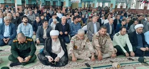 تصاویر/ اقامه نماز جمعه پارس آباد