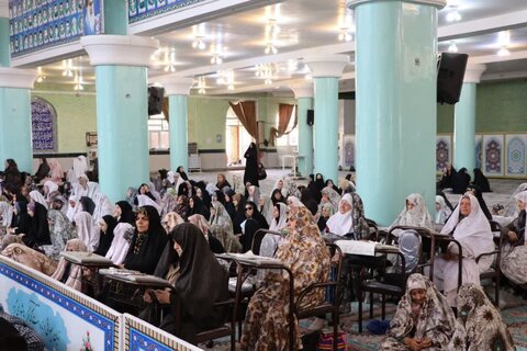 تصاویر/ اقامه نماز جمعه تکاب