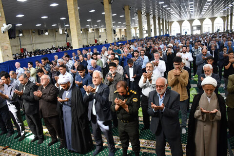 تصاویر/ اقامه نماز جمعه خوی