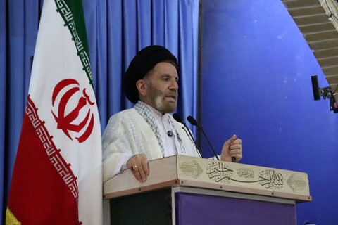 تصاویر اقامه نماز جمعه خرم آباد