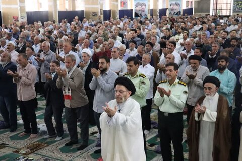 تصاویر اقامه نماز جمعه خرم آباد