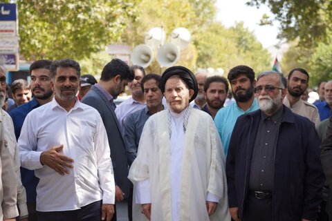 تصاویر راهپیمایی جمعه خشم و نصر در خرم آباد