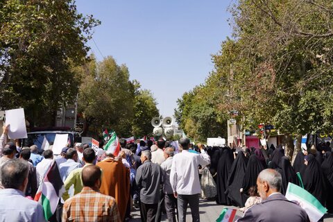 تصاویر راهپیمایی جمعه خشم و نصر در خرم آباد